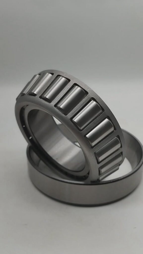 WG9981031313 Tapered Roller Bearing Howo Truck Transmission